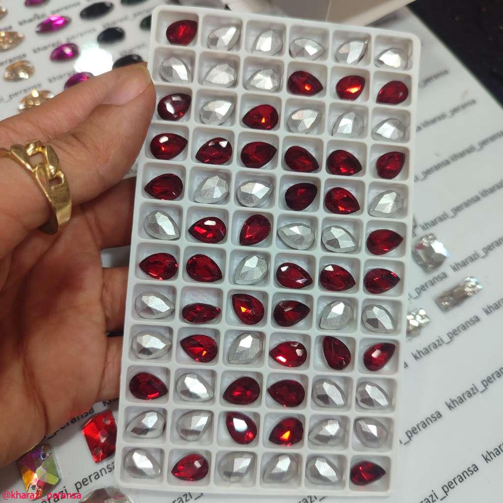 سنگ اشک 7 در ۱۰ قرمز