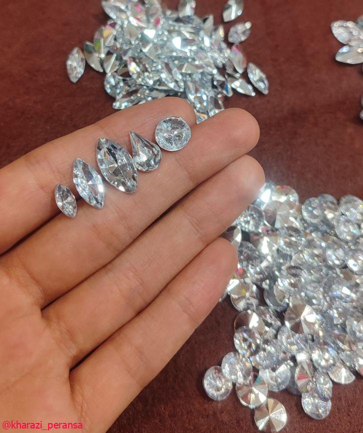 پک 500عددی نگین پلاستیک  نقره ای درجه یک