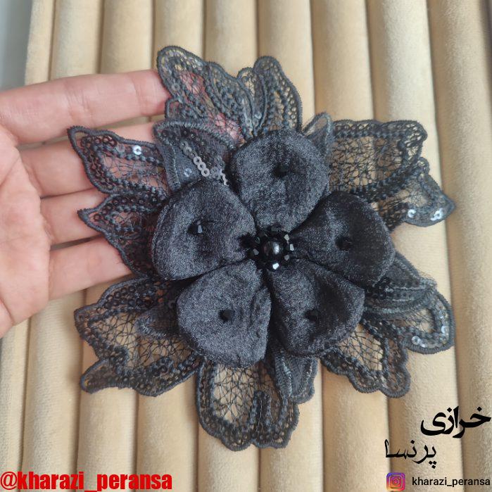 اپلیکه گل مشکی