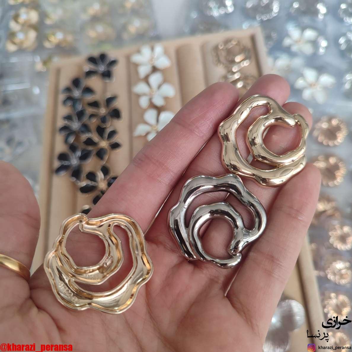 دکمه پینترستی استیل و رنگ ثابت تو خالی