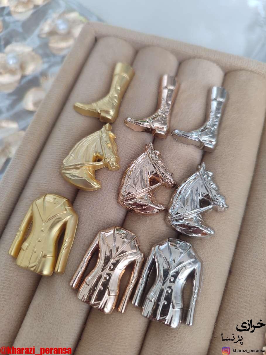 دکمه پینترستی استیل و رنگ ثابت سِت اسب سوار