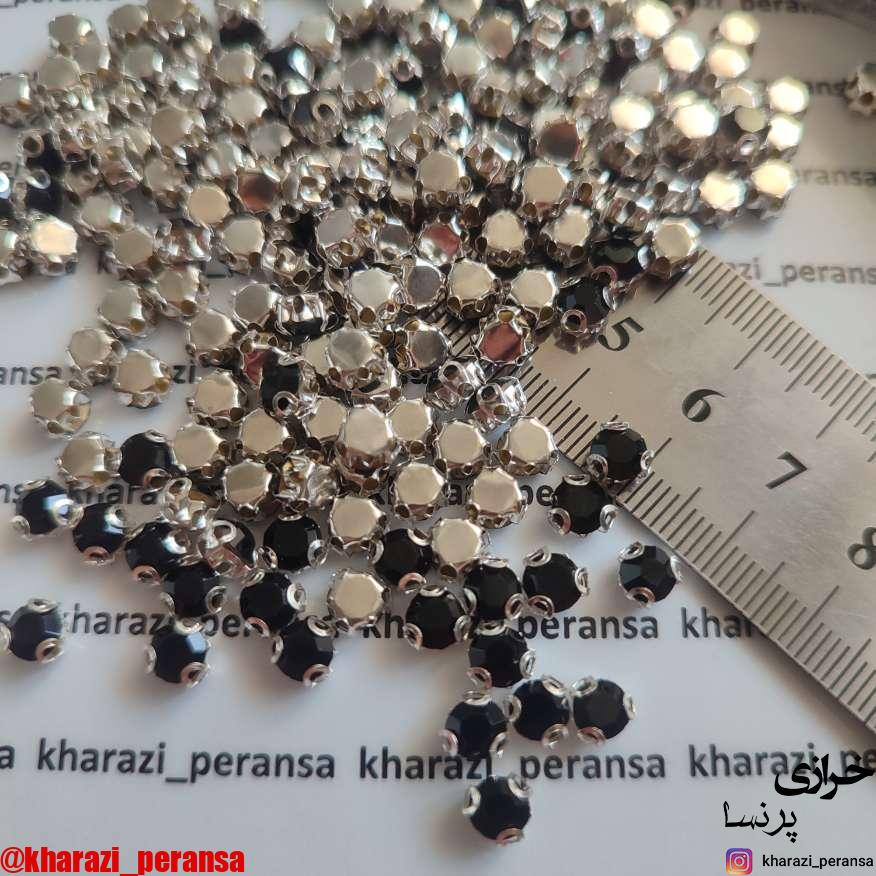 نگین پایه دی رنگ مشکی