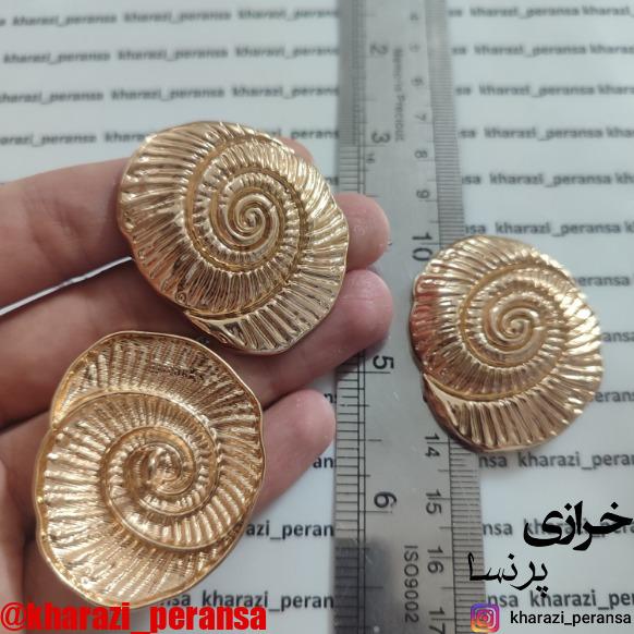 دکمه  رنگ ثابت پینترستی حلزون گرد