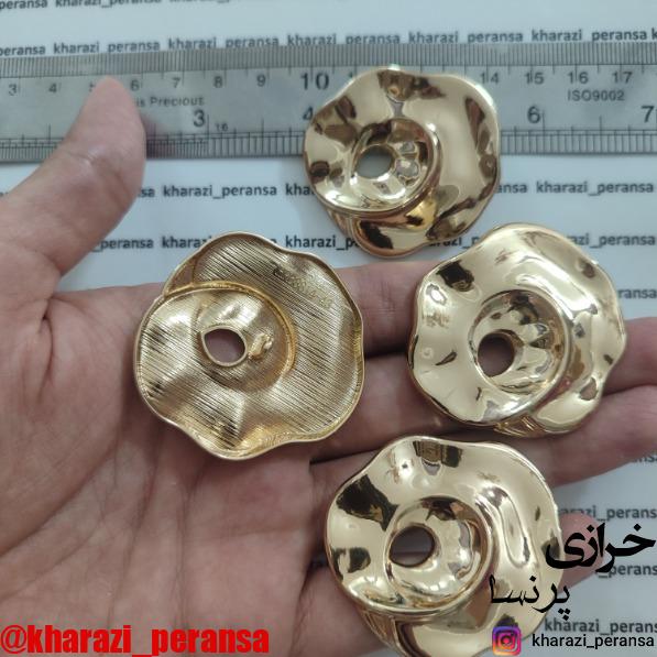دکمه رنگ ثابت پینترستی گرد وسط سوراخ