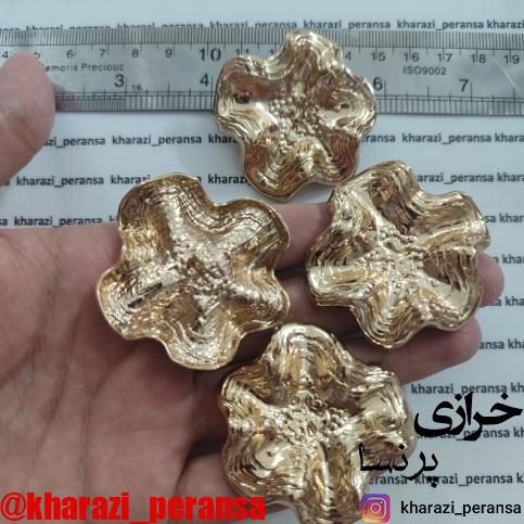 دکمه رنگ ثابت پینترستی گل موج دار